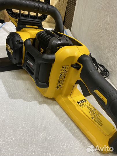 Аккумуляторная цепная пила dewalt DCM 575