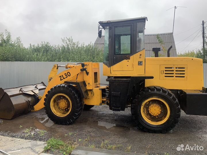 Фронтальный погрузчик LaiGong ZL30, 2012