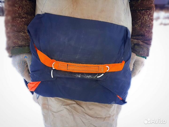 Подвеска с парашютом для дельтаплана