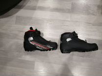 Лыжные ботинки классические 42 размер