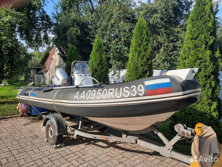 Моторная лодка с мотором бу с прицепом