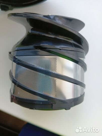 Соковыжималка шнековая redmond RJ-930S