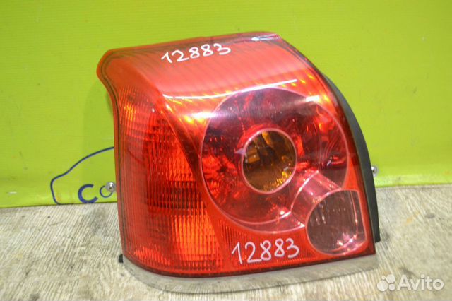 Фонарь правый Тойота Авенсис 2 2003-2006