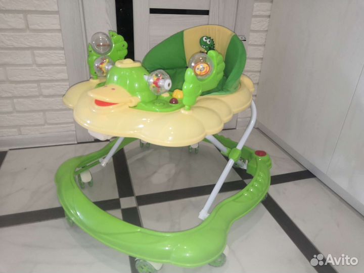 Ходунки детские в отличном состоянии
