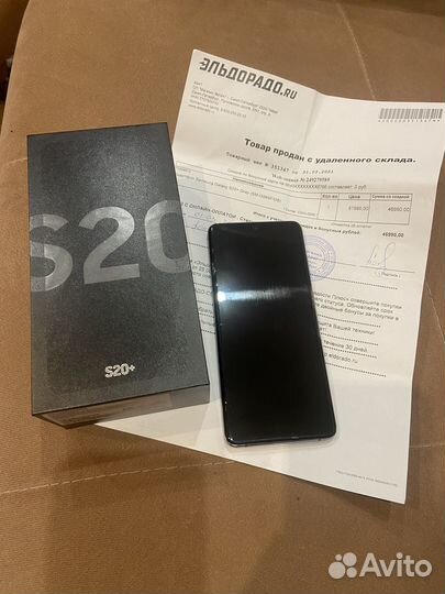 Телефон Samsung galaxy s20 plus