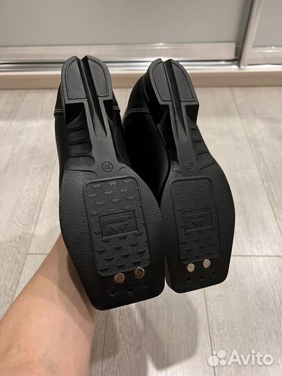 Ботинки лыжные