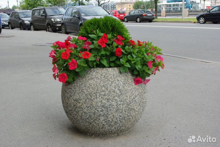 Каменная ваза 