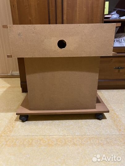 Тумба под телевизор