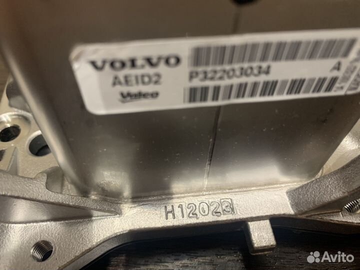 Радиатор системы рецирк клапана EGR Volvo 36003021