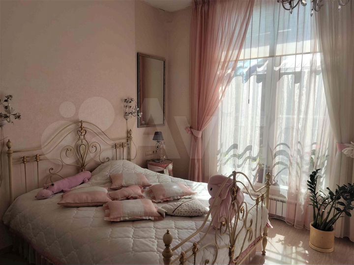 Таунхаус 160 м² на участке 1,5 сот.