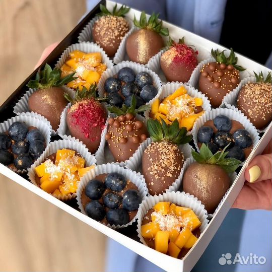 Клубника в Шоколаде, десерт к чаю в Казани