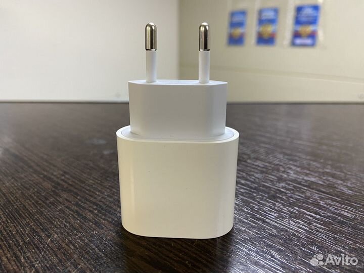 Блок питания для iPhone 20W быстрая зарядка новый