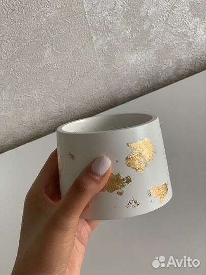 Гипсовое кашпо