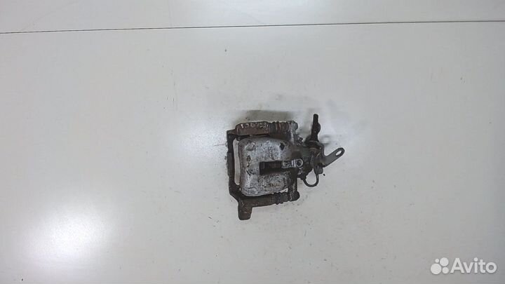 Суппорт Volkswagen Jetta 5, 2006