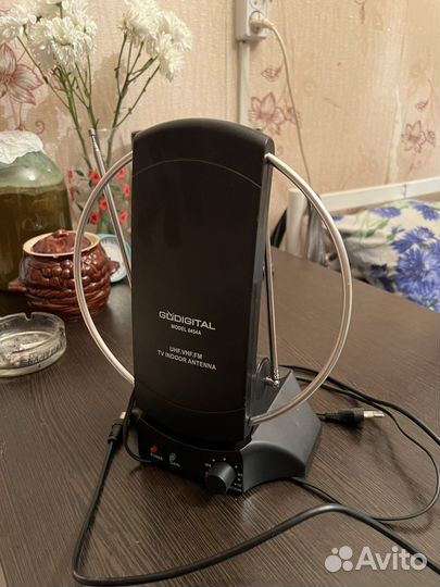 Антенна с усилителем