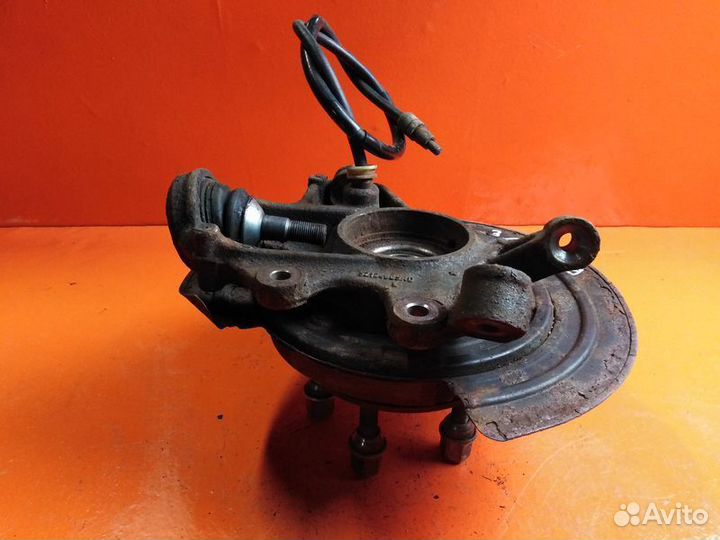 Кулак поворотный задний левый Jeep Grand Cherokee