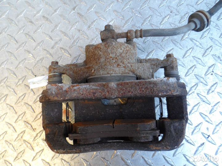 Суппорт передний правый Chevrolet Cruze J300