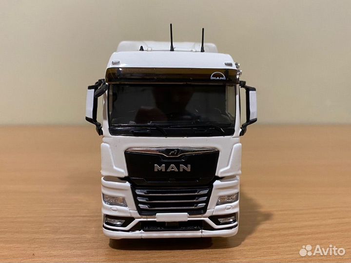 Модель грузовика 1/43 Eligor MAN TGX GM