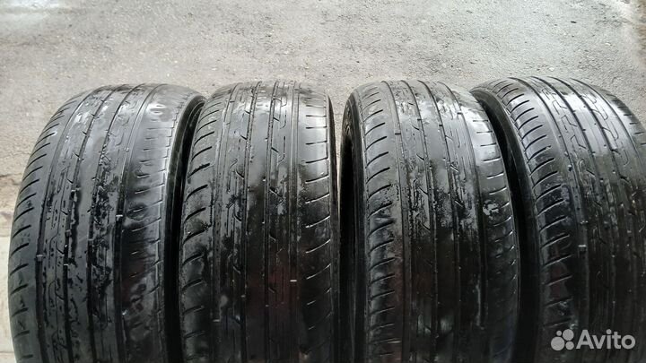 Triangle TR777 215/60 R16