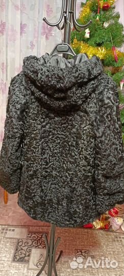 Шуба из каракуля натуральная