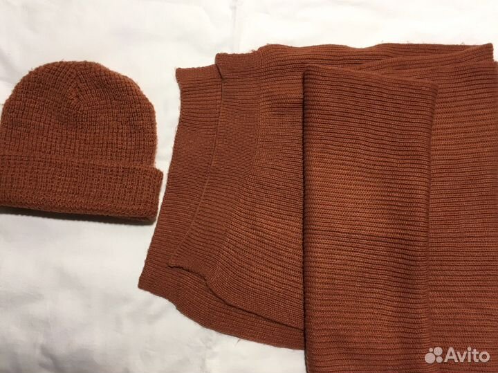 Большой из шерсти шарф и шапка Pull&Bear