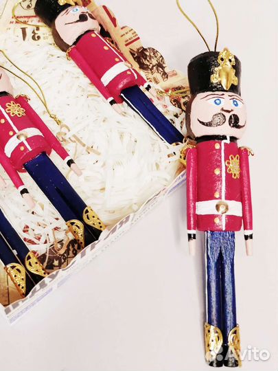 Ёлочные игрушки