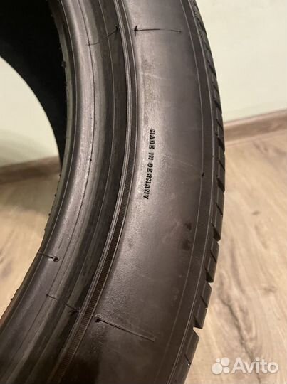 Pirelli P Zero Rosso 255/45 R18 99Y