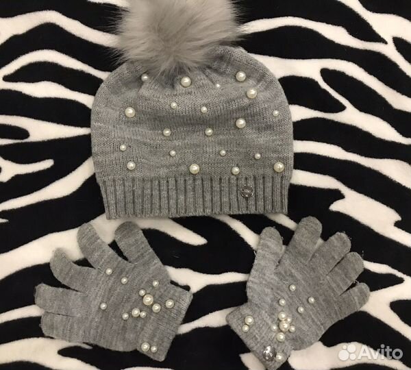 Аксессуары (шапка, шарф) из Италии