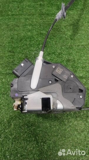 Замок двери передней правой Ford Fiesta (CB1) 2009