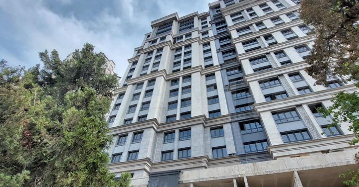 4-к. квартира, 135 м², 15/19 эт.
