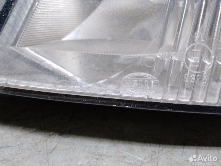 Фара левая Volkswagen Passat B5 1996-2000 седан