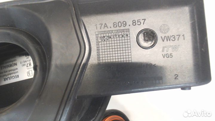 Лючок бензобака Volkswagen Jetta 7 2018, 2019