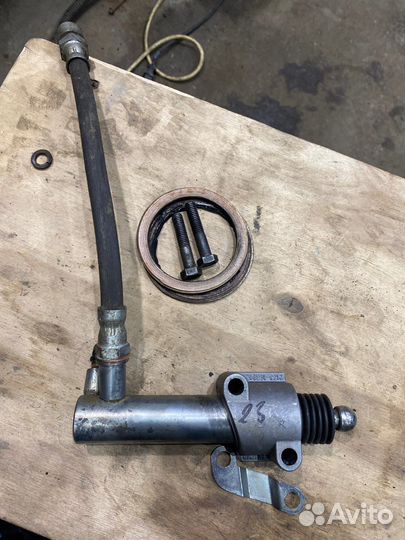 Продам рабочий цилиндр на Шевроли Ниву