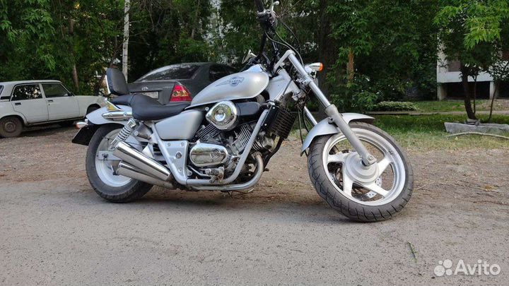 Honda VT250 Magna