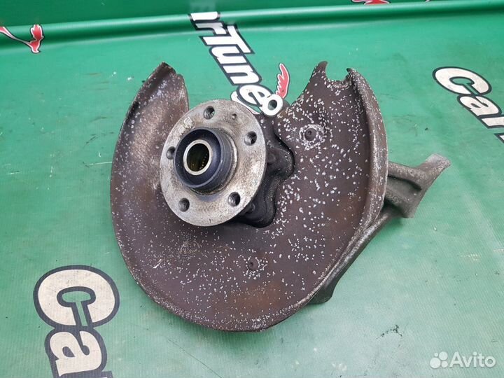 Ступица задняя правая Audi Q5 8R cdnc 2011