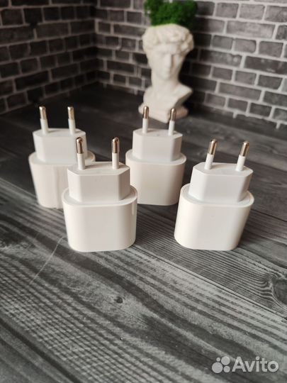 Блок быстрой зарядки 20w iPhone