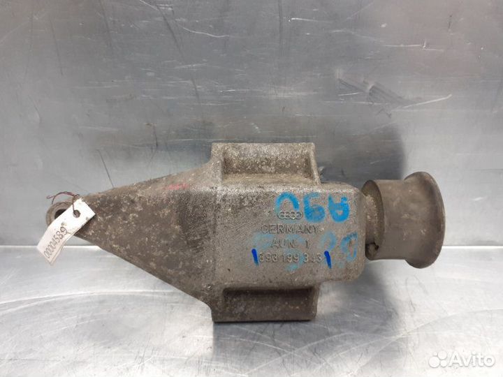 Кронштейн двигателя передний audi 80/90 B3 1986-19