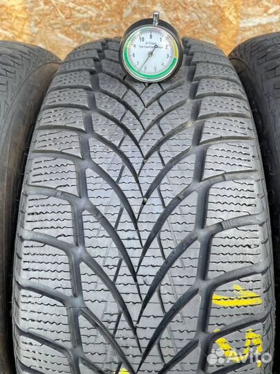 Goodyear UltraGrip Ice 2 205/55 R16