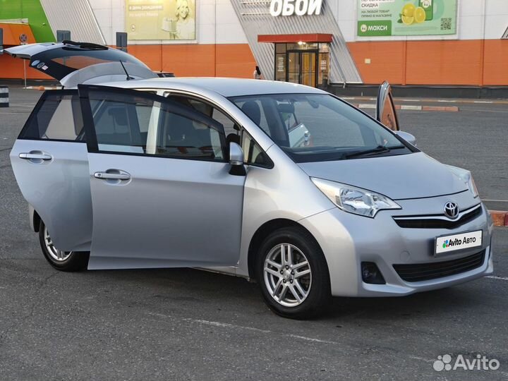 Toyota Ractis 1.3 CVT, 2011, 128 500 км