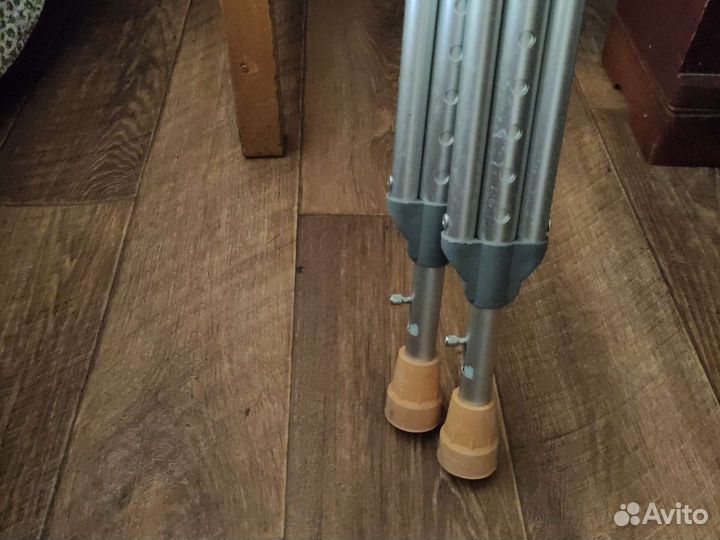 Костыли подмышечные