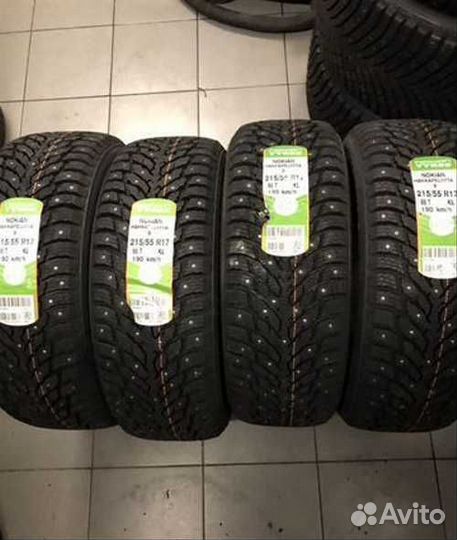 Nokian Tyres Hakkapeliitta 9 215/55 R17 98T