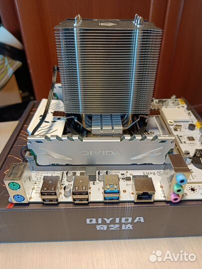 Xeon 2680 v4 + 32GB DDR4 +кулер