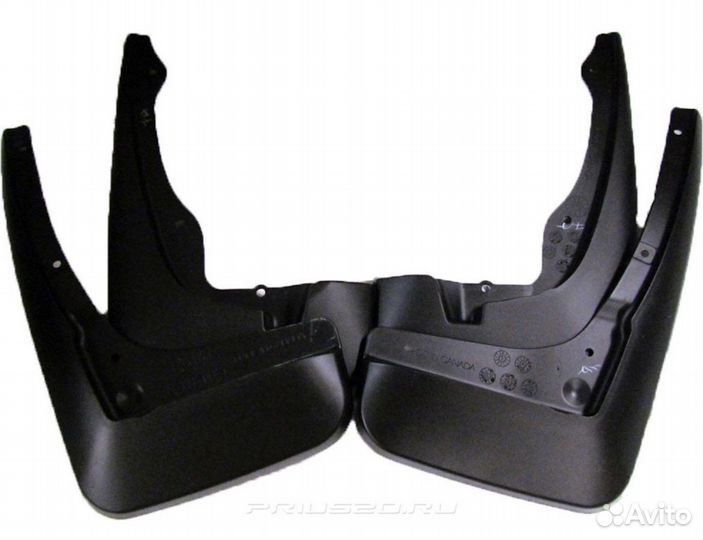 Брызговики Toyota Prius 20 (канада)