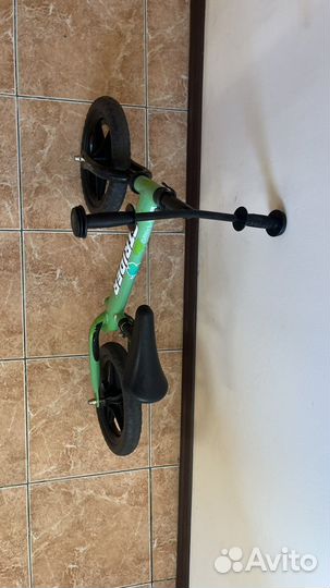 Беговел strider sport 12 страйдер