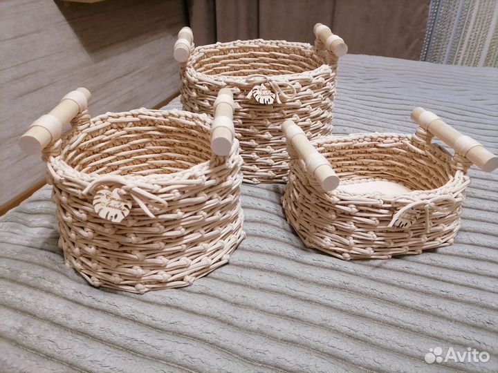 Набор вязаных корзин