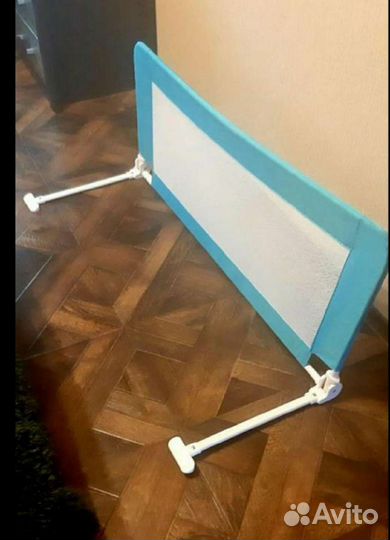 Защитный барьер (бортик ) для кровати