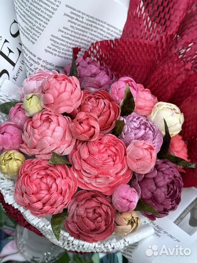 Зефирный букет пионов