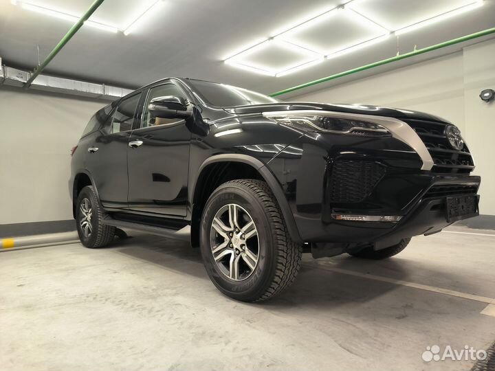 Toyota Fortuner 2.7 AT, 2022, 50 км