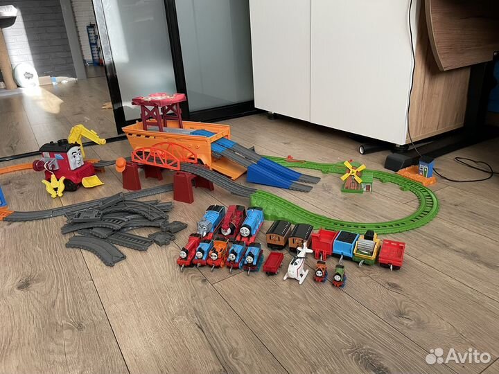 Поезд томас и его друзья жрлнщная дорога