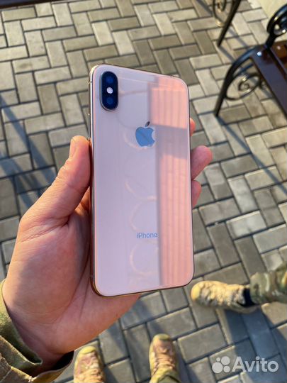 iPhone Xs, 64 ГБ